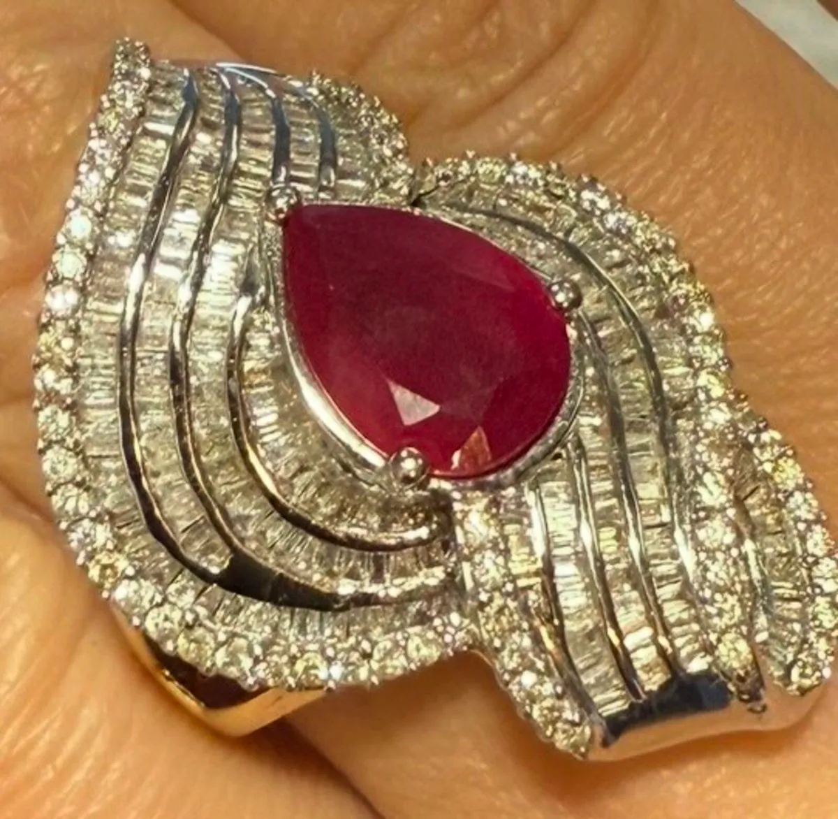 Ruby ring - Image 1