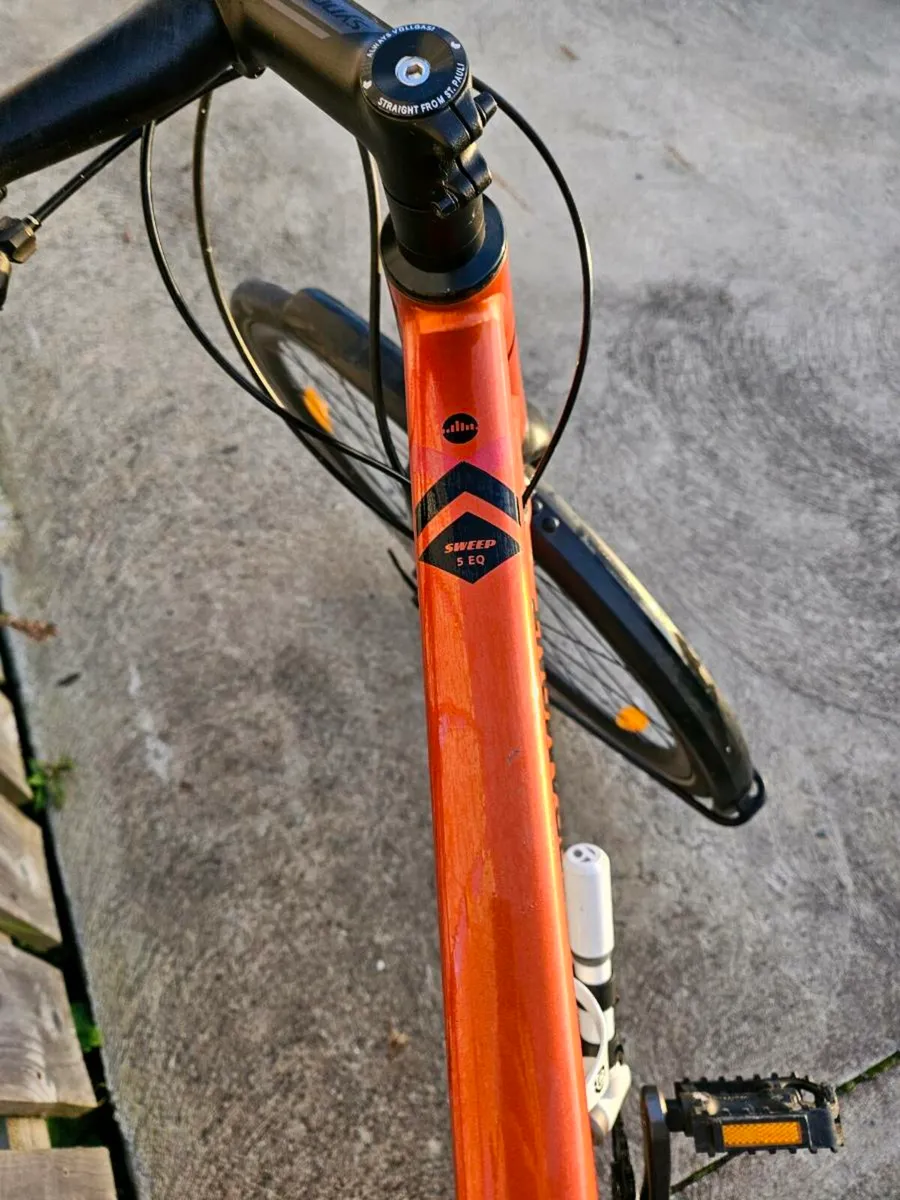 Hybrid bike - Image 3