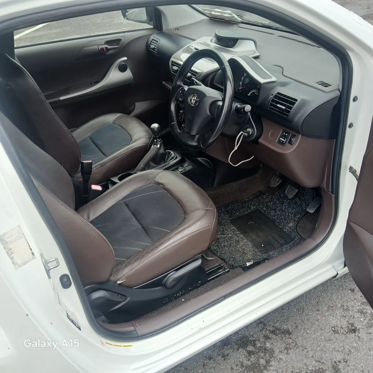 Toyota iQ 2010 - Image 3