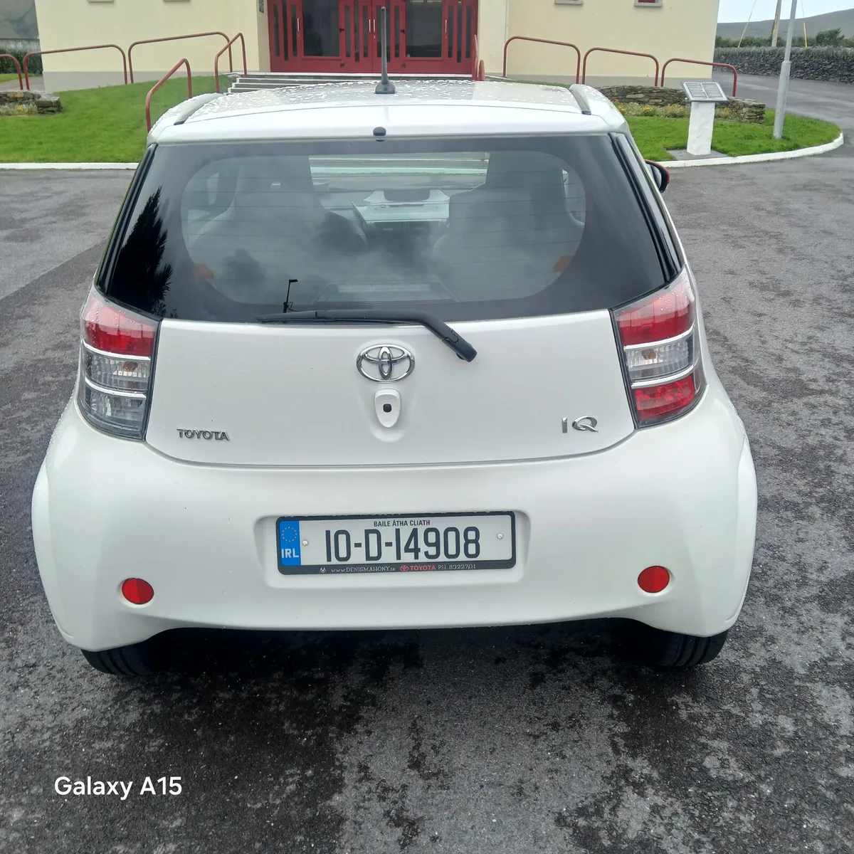 Toyota iQ 2010 - Image 2