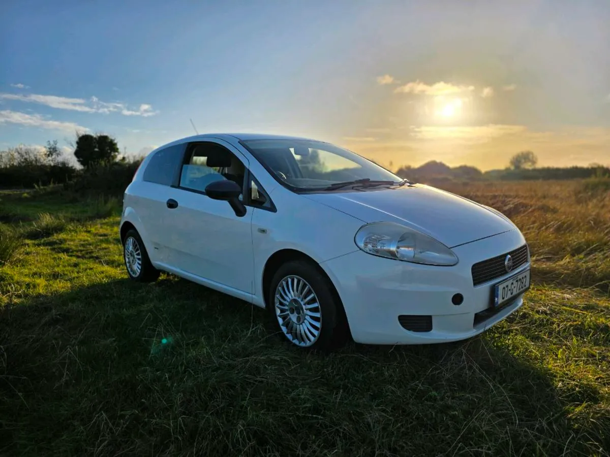 Fiat Grande Punto Van commercial taxed tested - Image 1