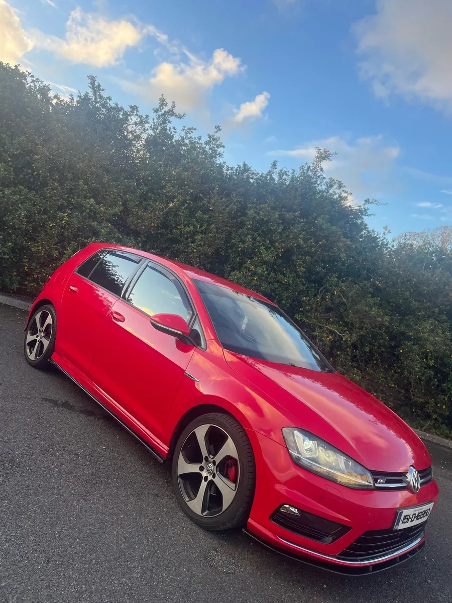Golf R-Line - Image 2