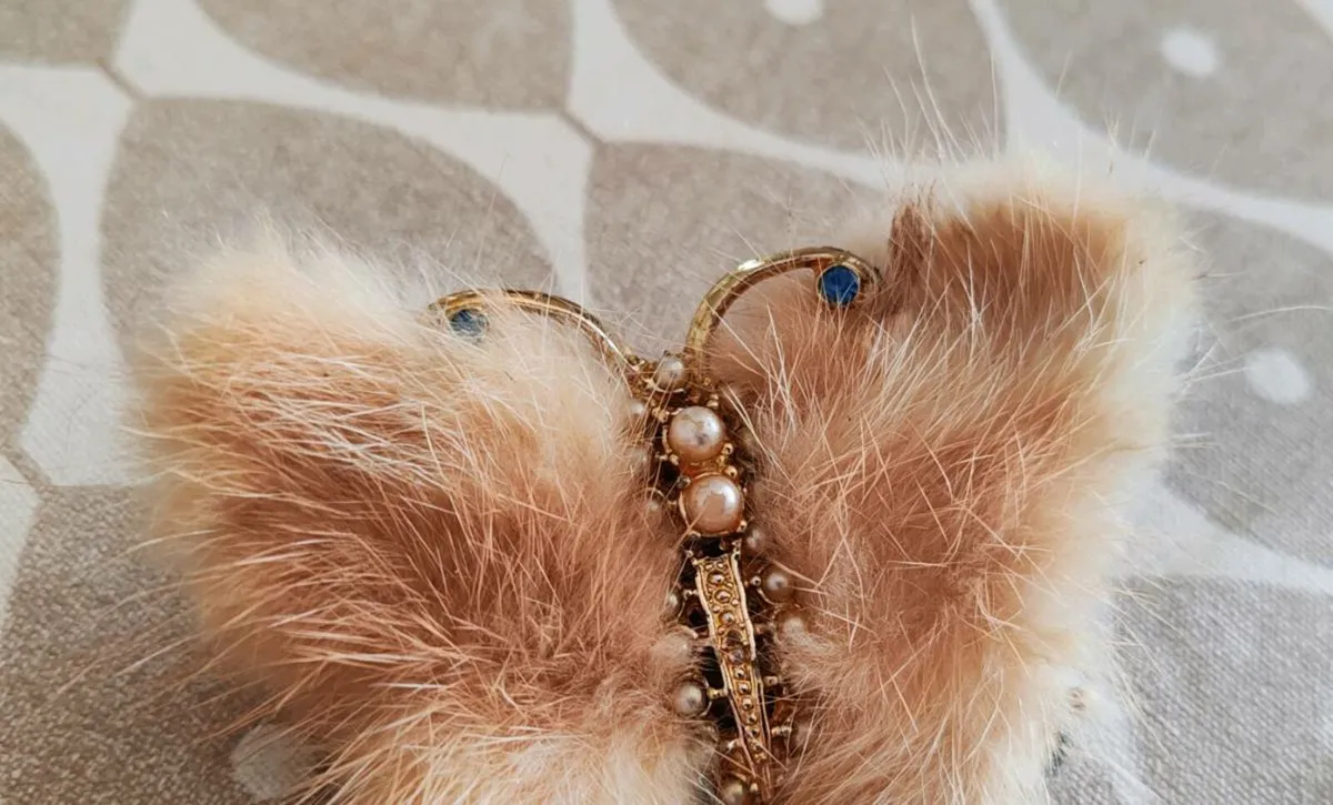 Vintage butterfly brooch - Image 3
