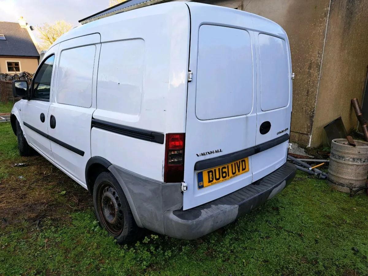 2011 Vauxhall Combo 1.3 cdti crewcab - Image 3
