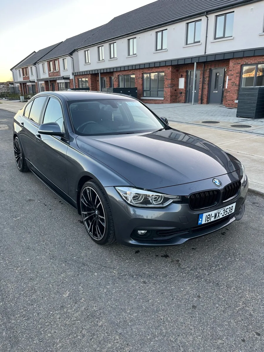 BMW 320ED 2018 diesel - Image 1