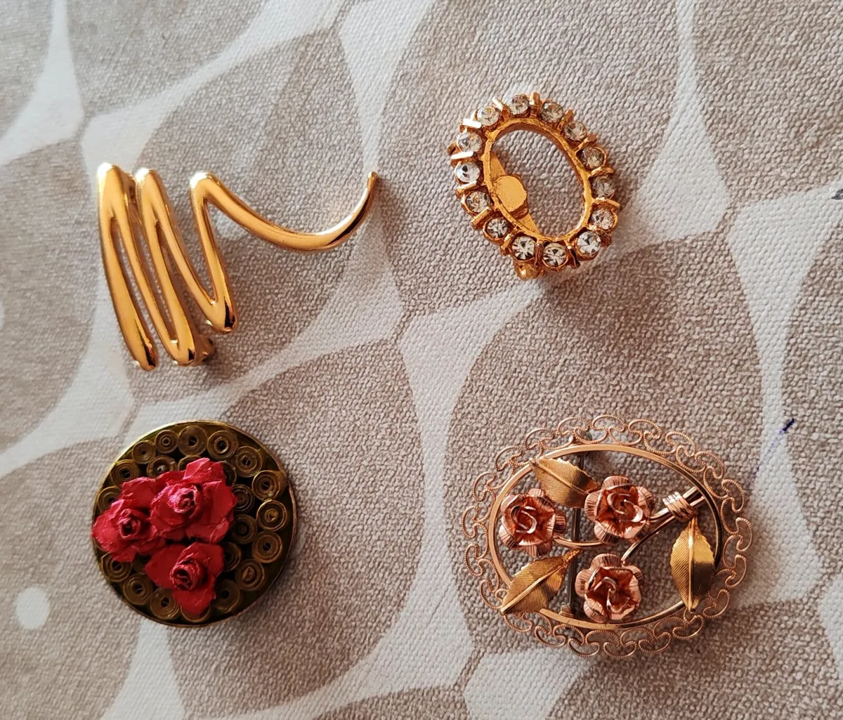 4 vintage brooches - Image 2