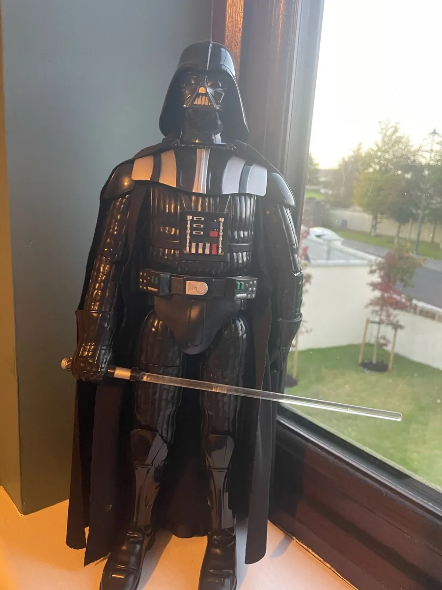 Darth Vader starwars toy - Image 1
