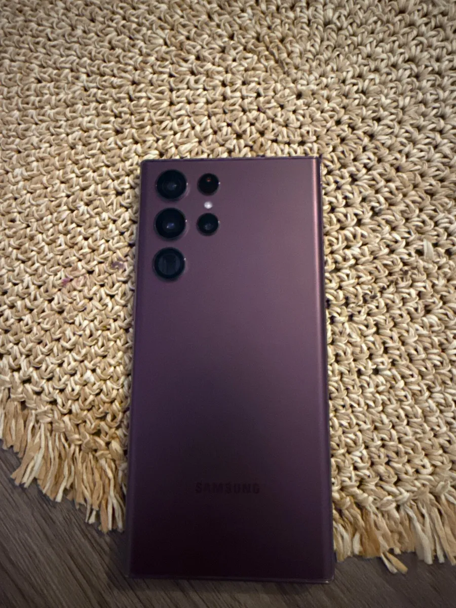 Samsung s22 ultra,mint condition - Image 2