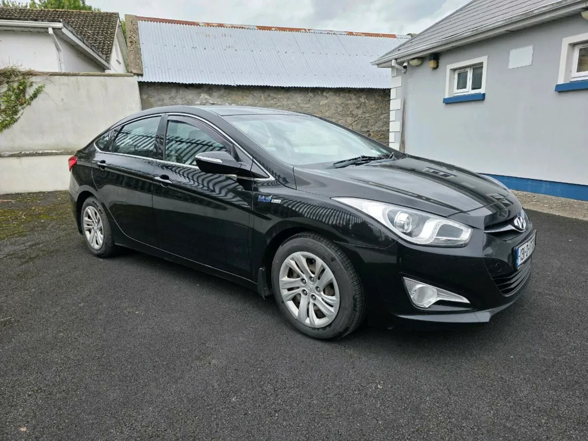 2013 HYUNDAI I40 1.7 CRDI COMFORT MODEL - Image 1
