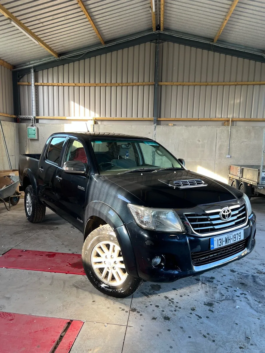 2013 Toyota Hilux 3.0L - Image 3