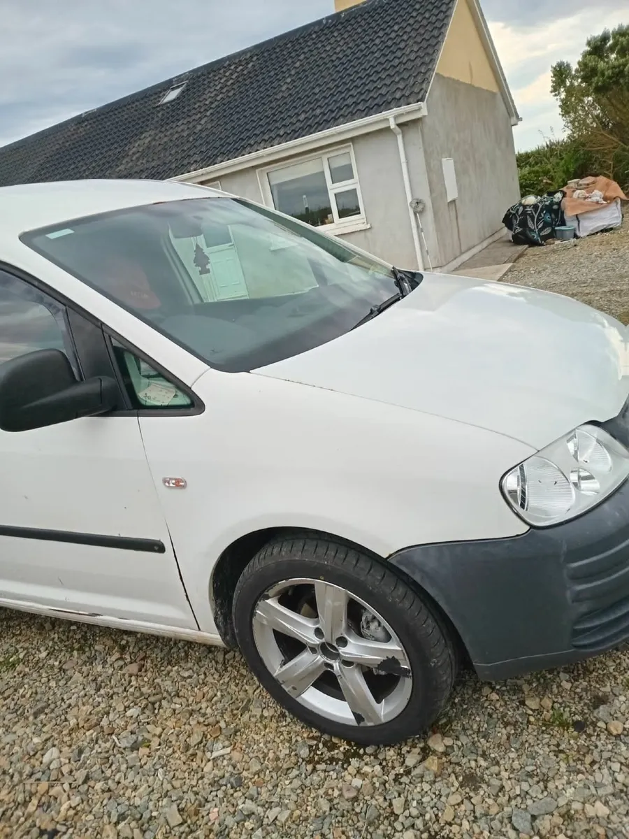Volkswagen Caddy 2009 - Image 1