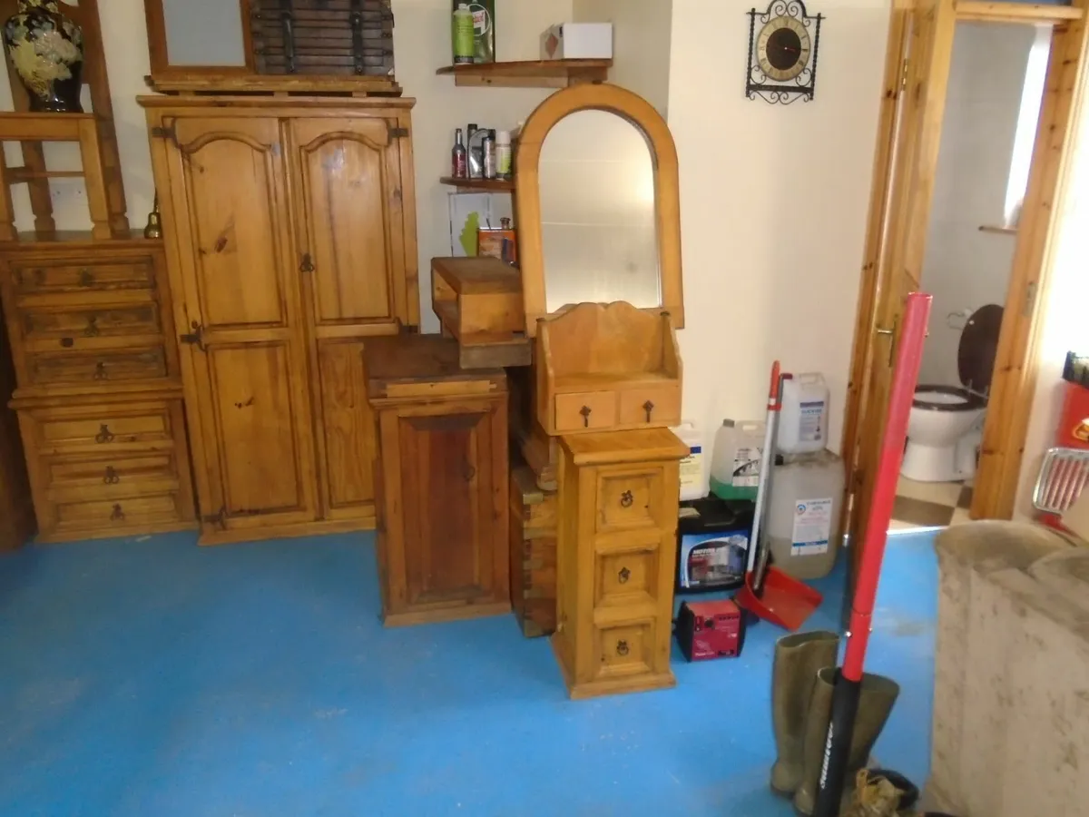 Furniture - Image 4
