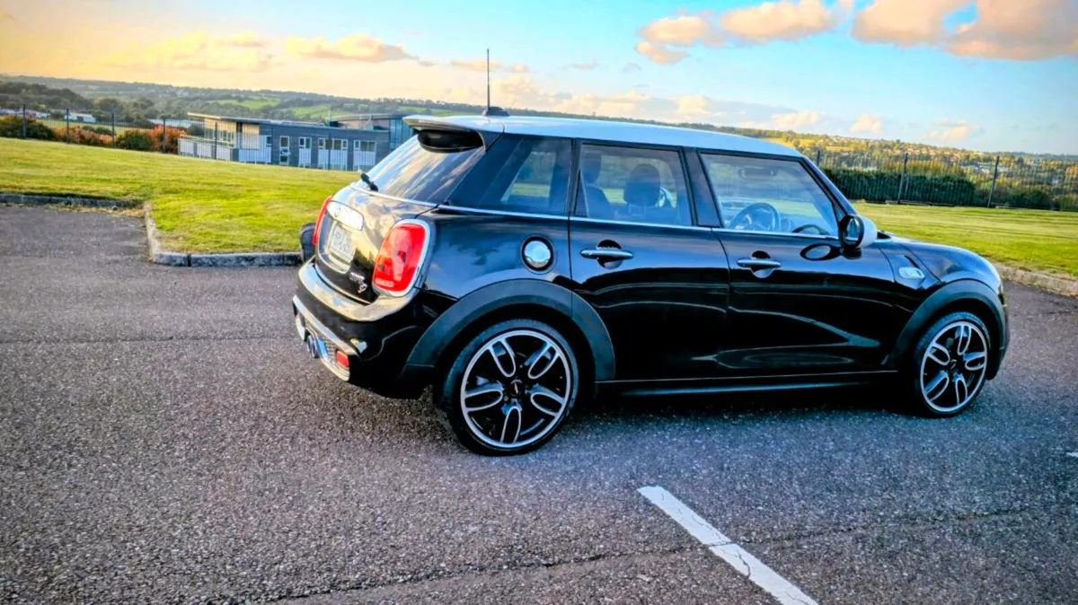 Mini Cooper SD JCW - Image 4