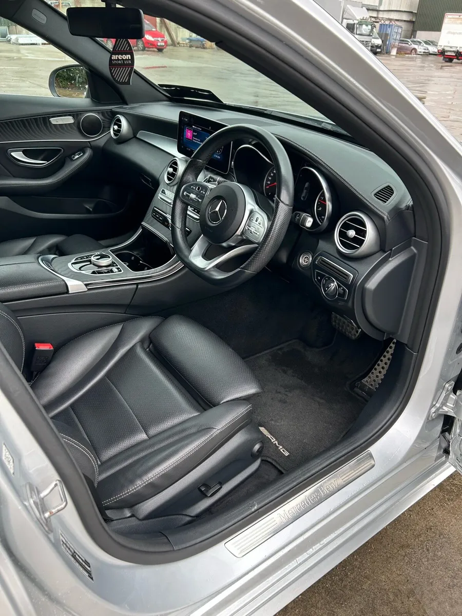 Mercedes-Benz  C-Class 2019 Amg - Image 3