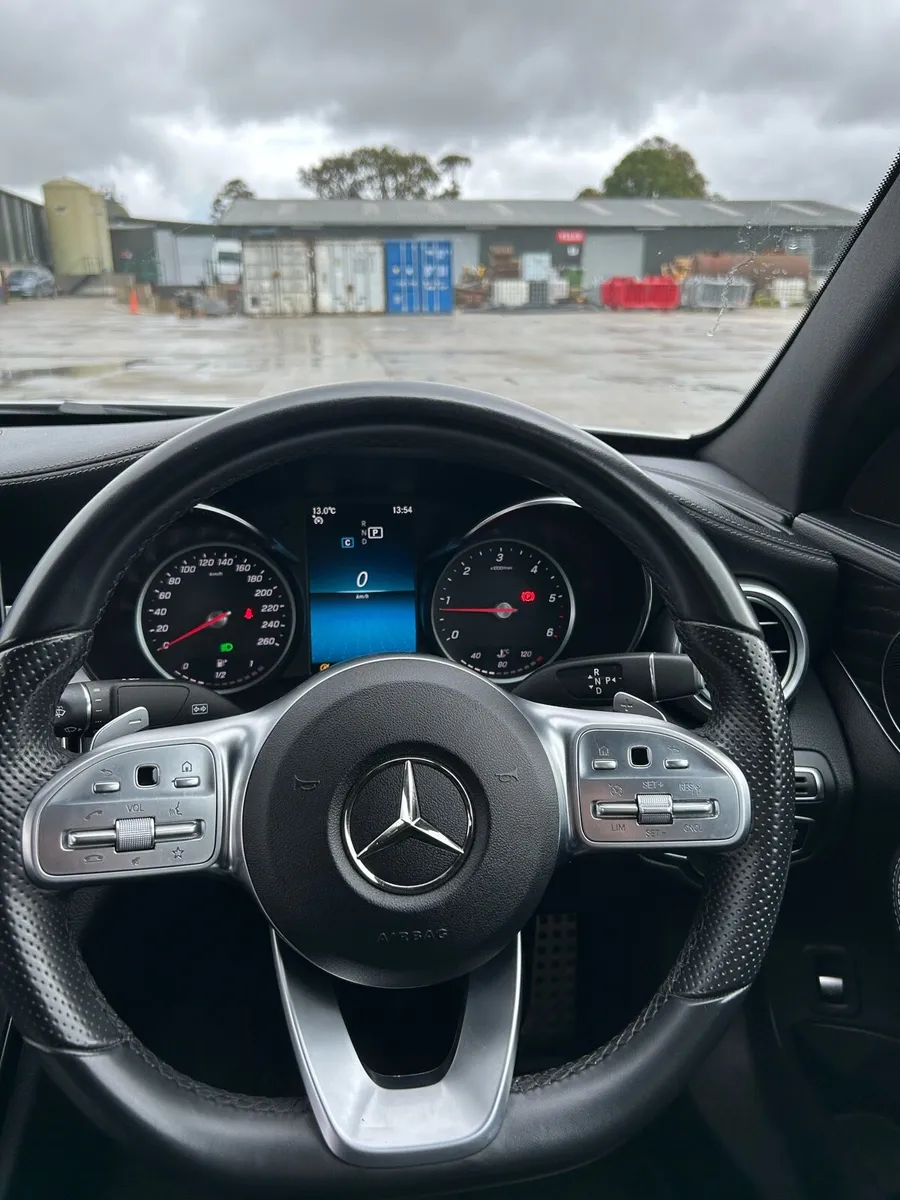 Mercedes-Benz  C-Class 2019 Amg - Image 4