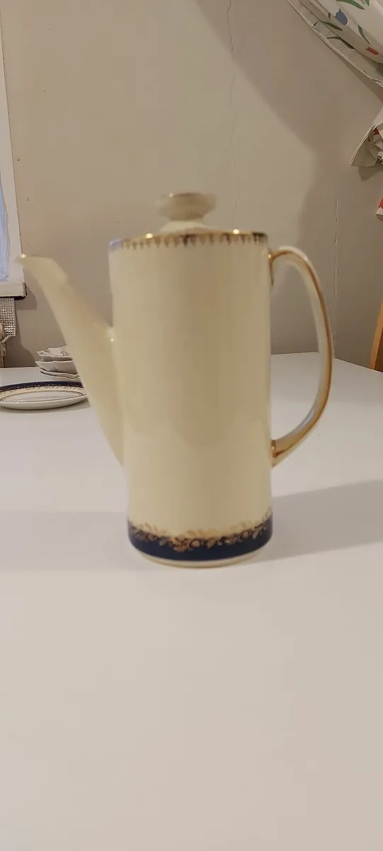 Vintage Arklow Coffee Pot - Image 2
