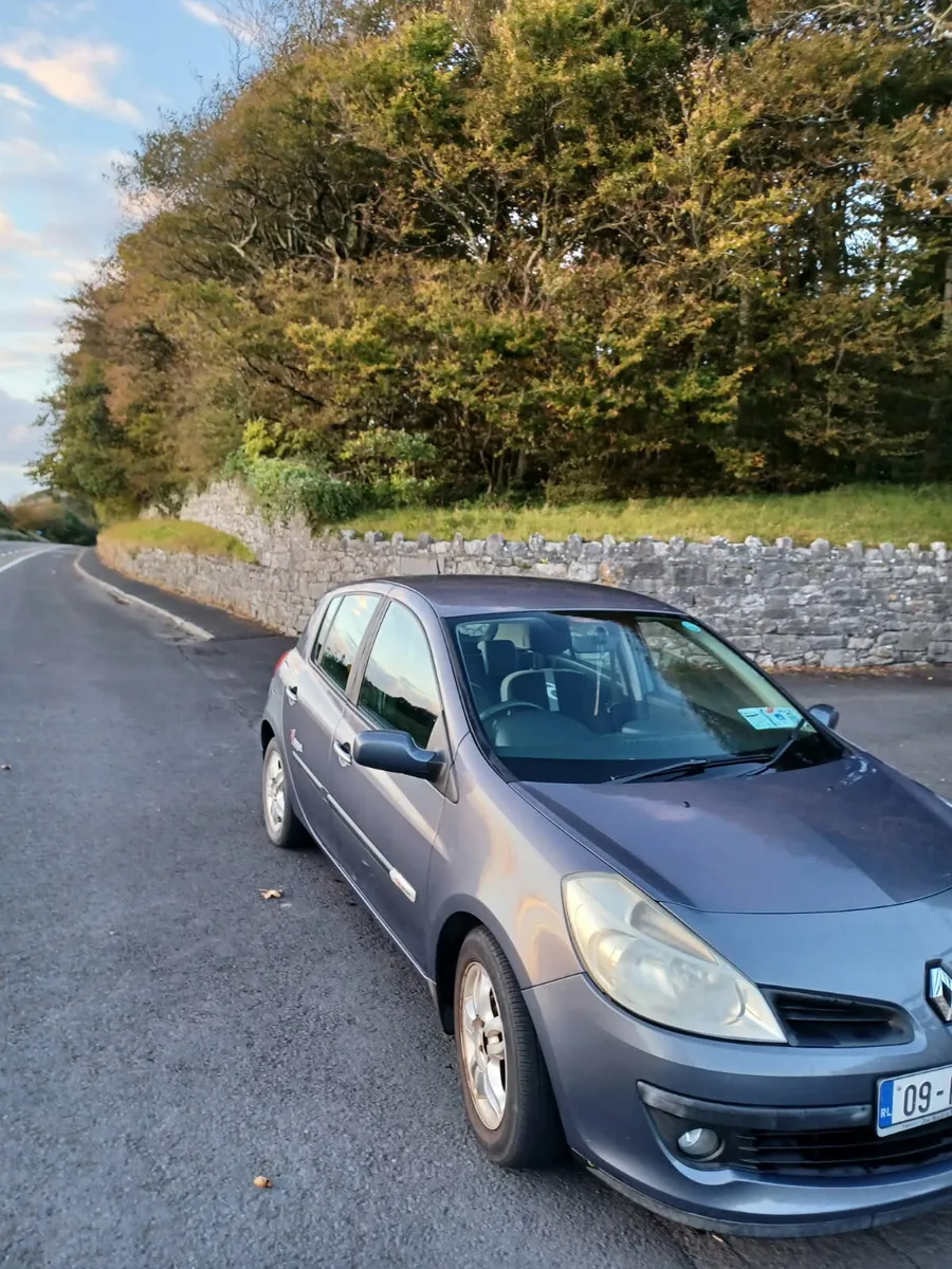 Renault Clio - Image 1