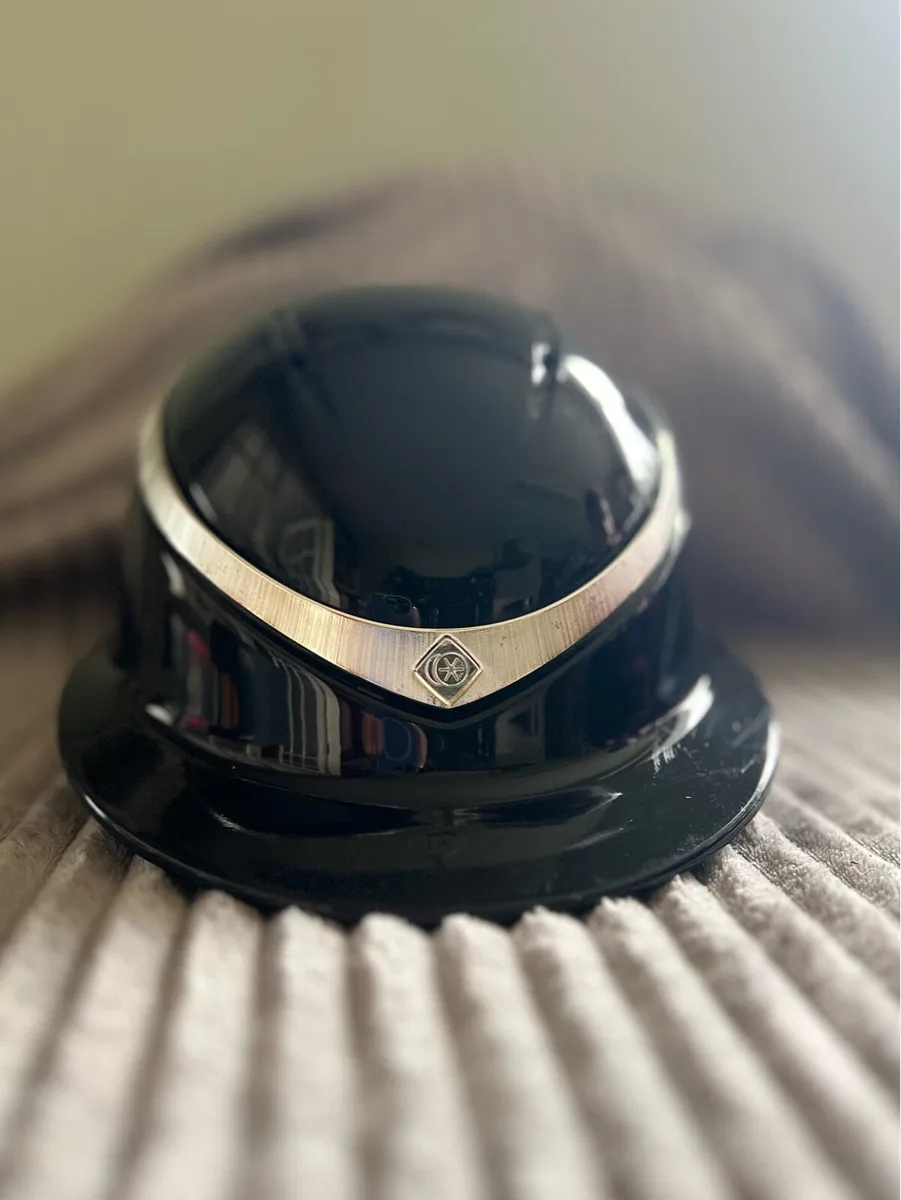 Charles Owen Halo - Image 1