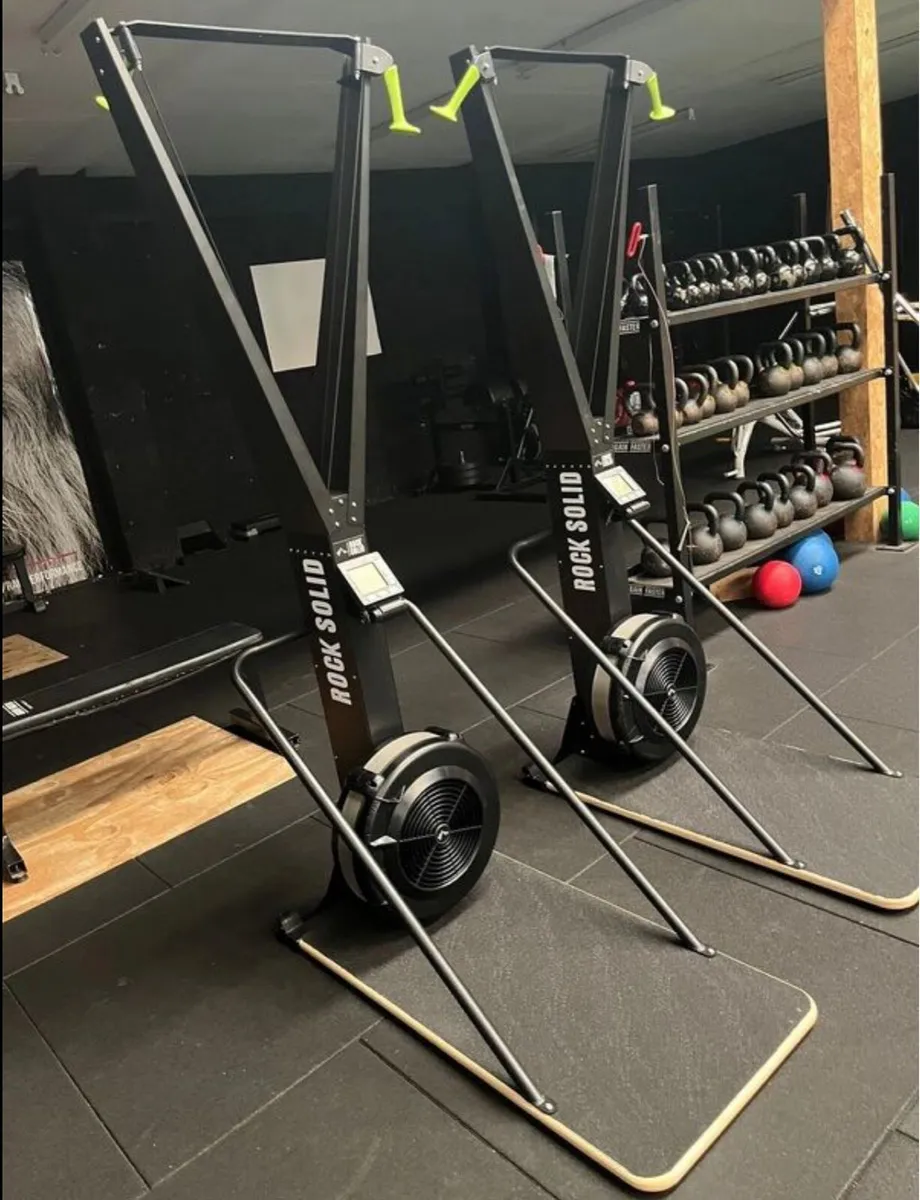Ski Erg with platform (new in box) - Image 3