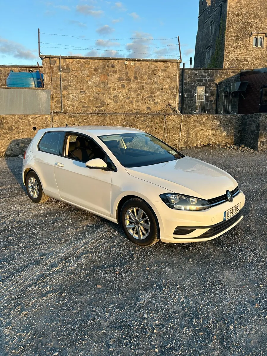 2018 Volkswagen Golf van - Image 2