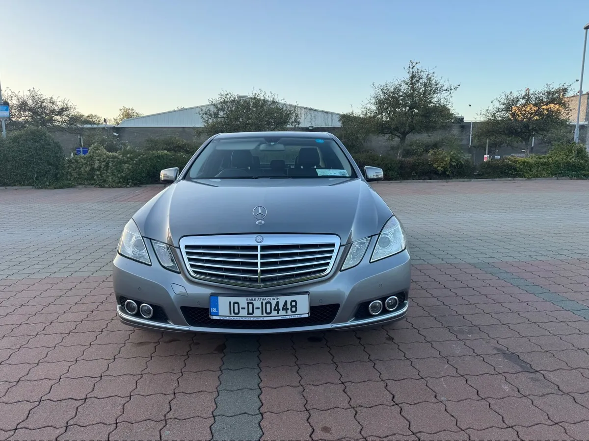 Mercedes-Benz E-Class 2010 - Image 1