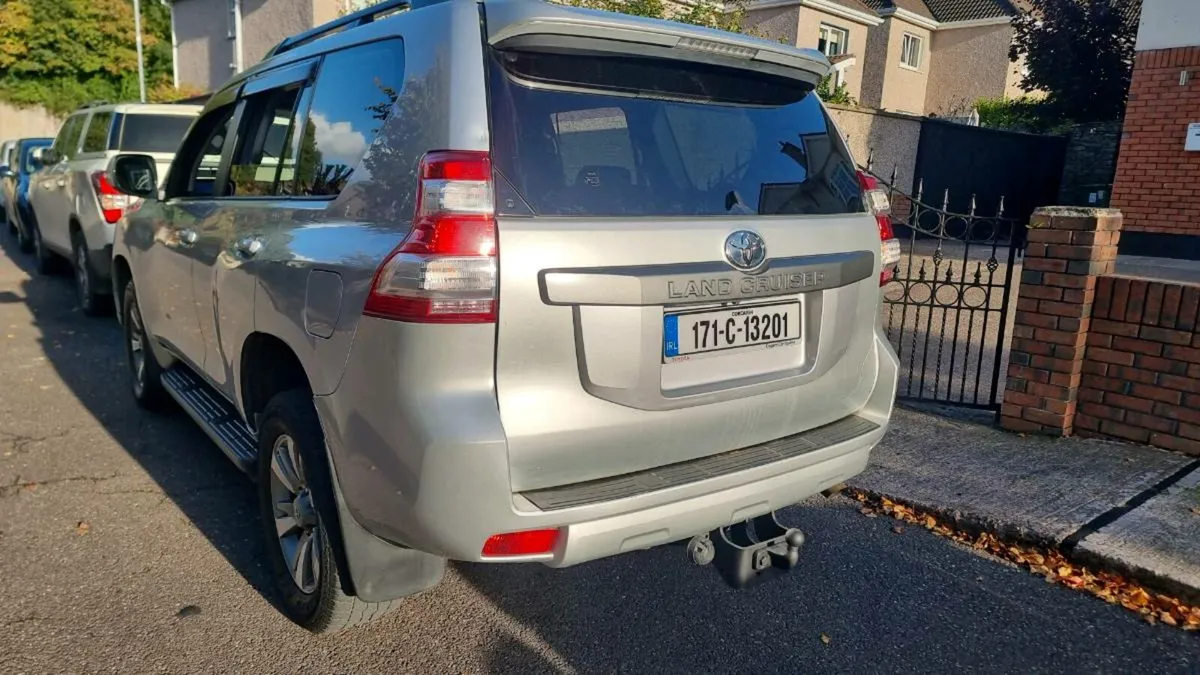 2017 landcruiser Business 5 seater New CVRT - Image 3