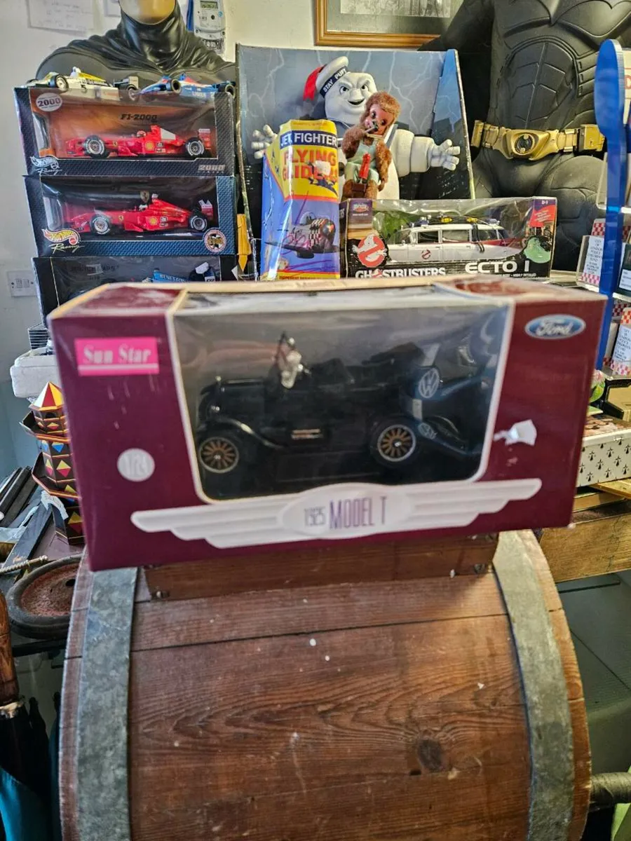 Corgi Sunstar Ford Model T Touring - Image 1