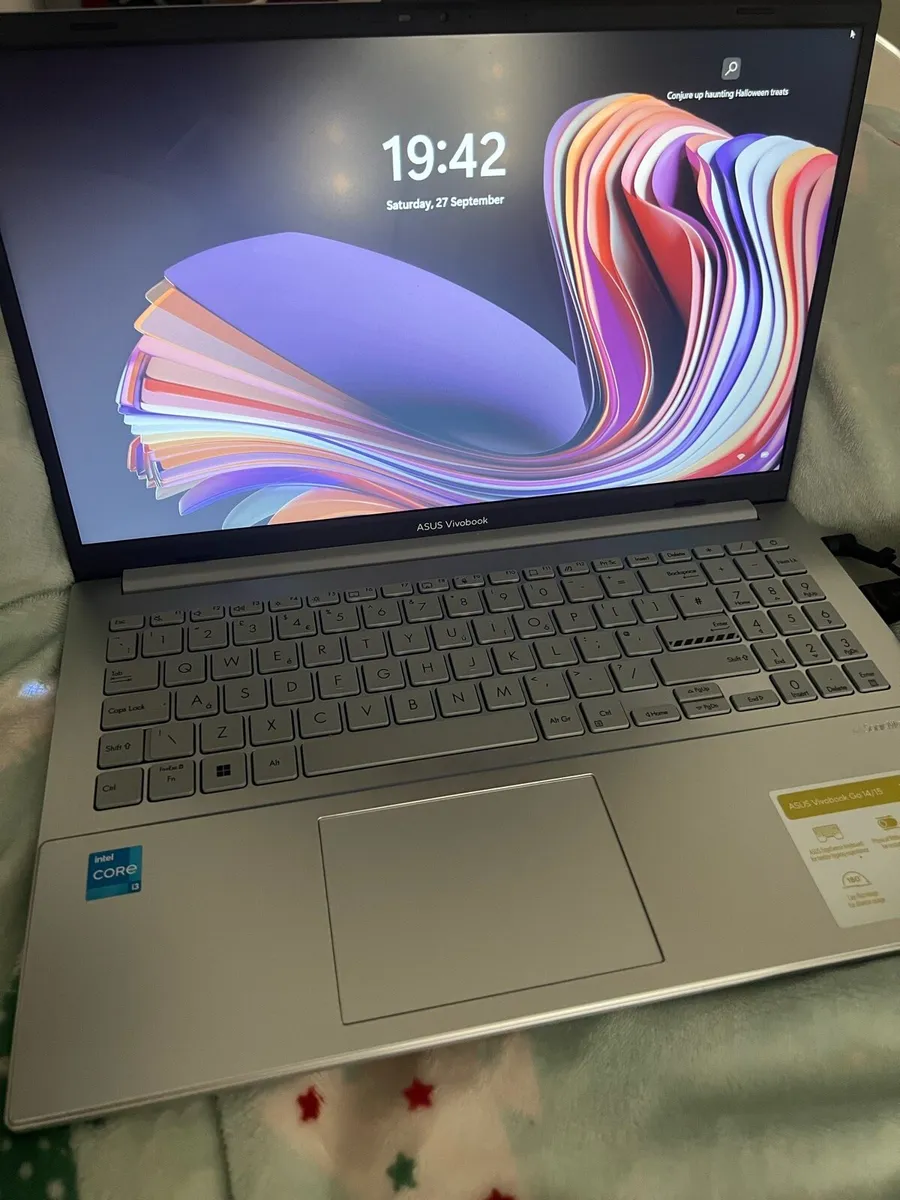 Laptop - Image 1