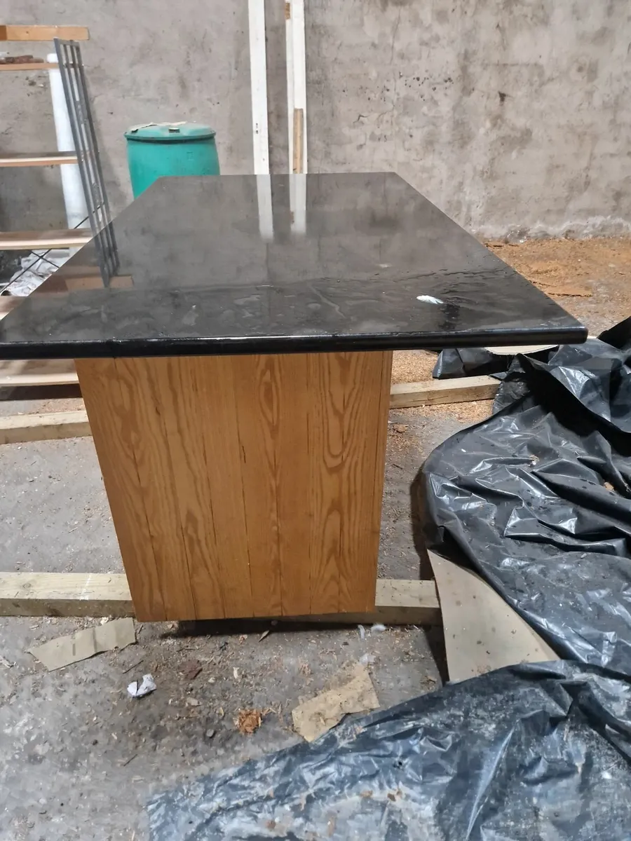 Kitchen island - Image 4