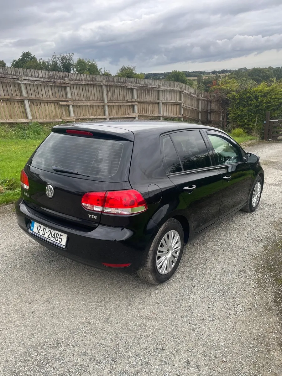 Volkswagen Golf 2012 - Image 1