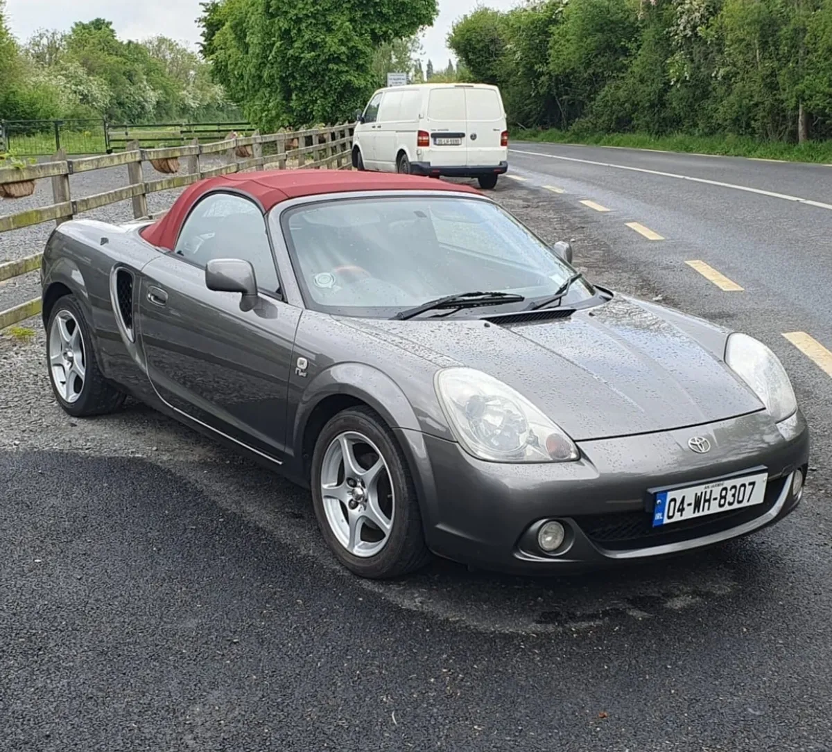 Toyota MR2 Spyder - Image 1
