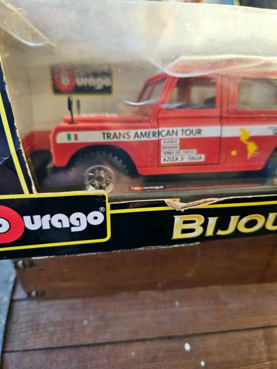 Corgi Burago Landrover 1.24 - Image 2