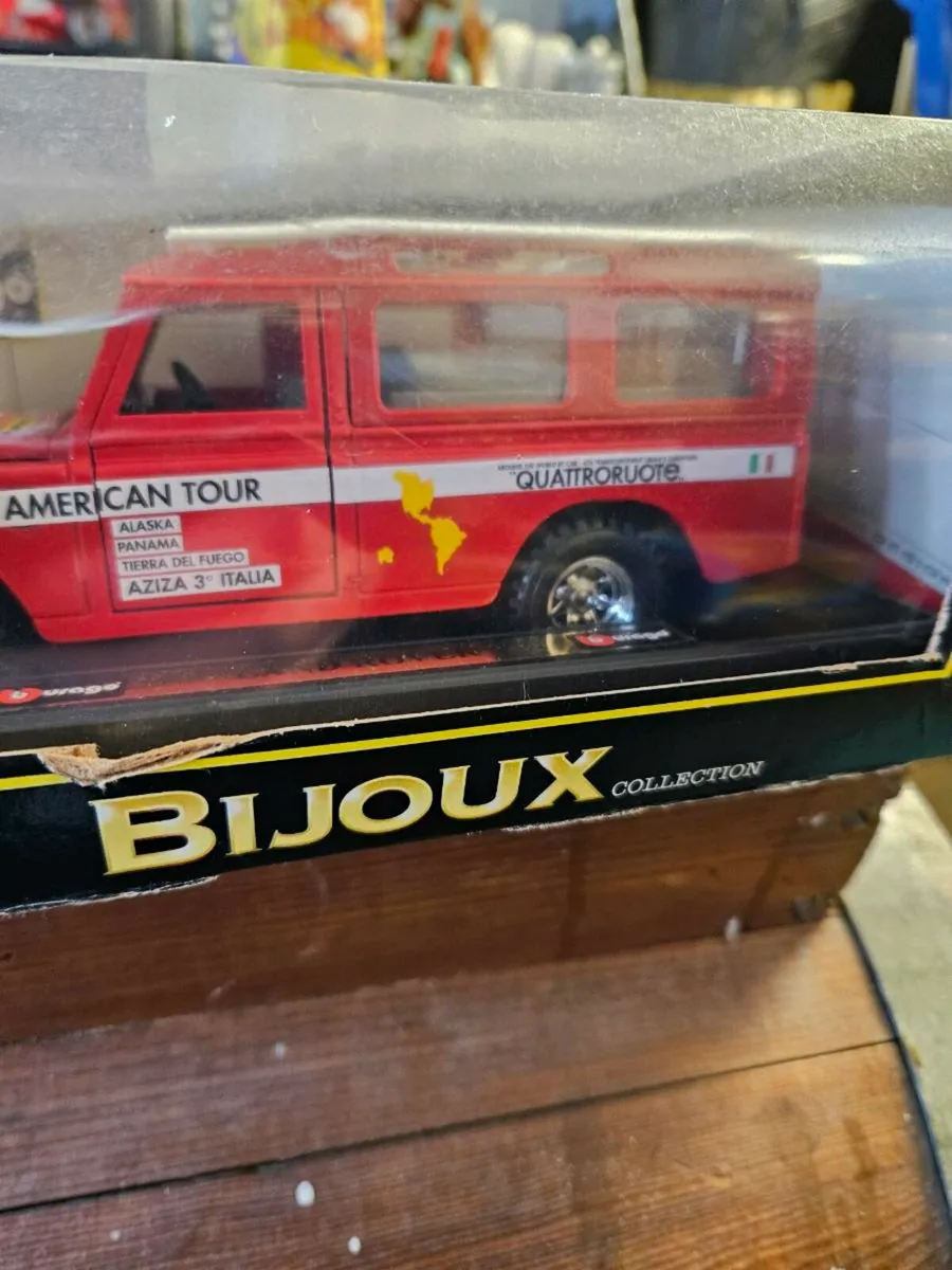 Corgi Burago Landrover 1.24 - Image 3