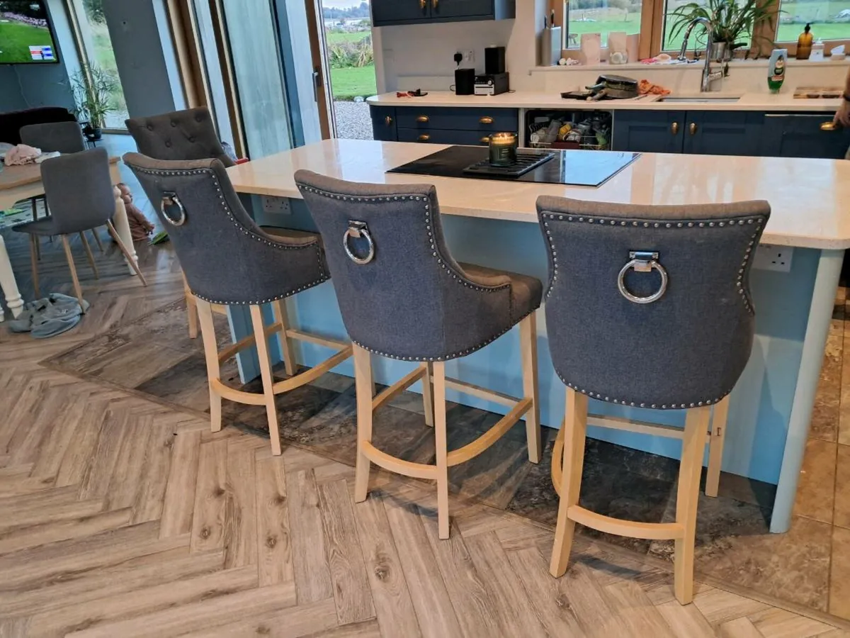 4  High Chairs - Image 2