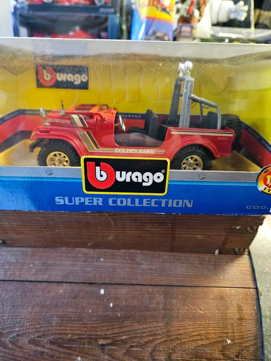Corgi Burago Wrangler Jeep 1.24 - Image 3