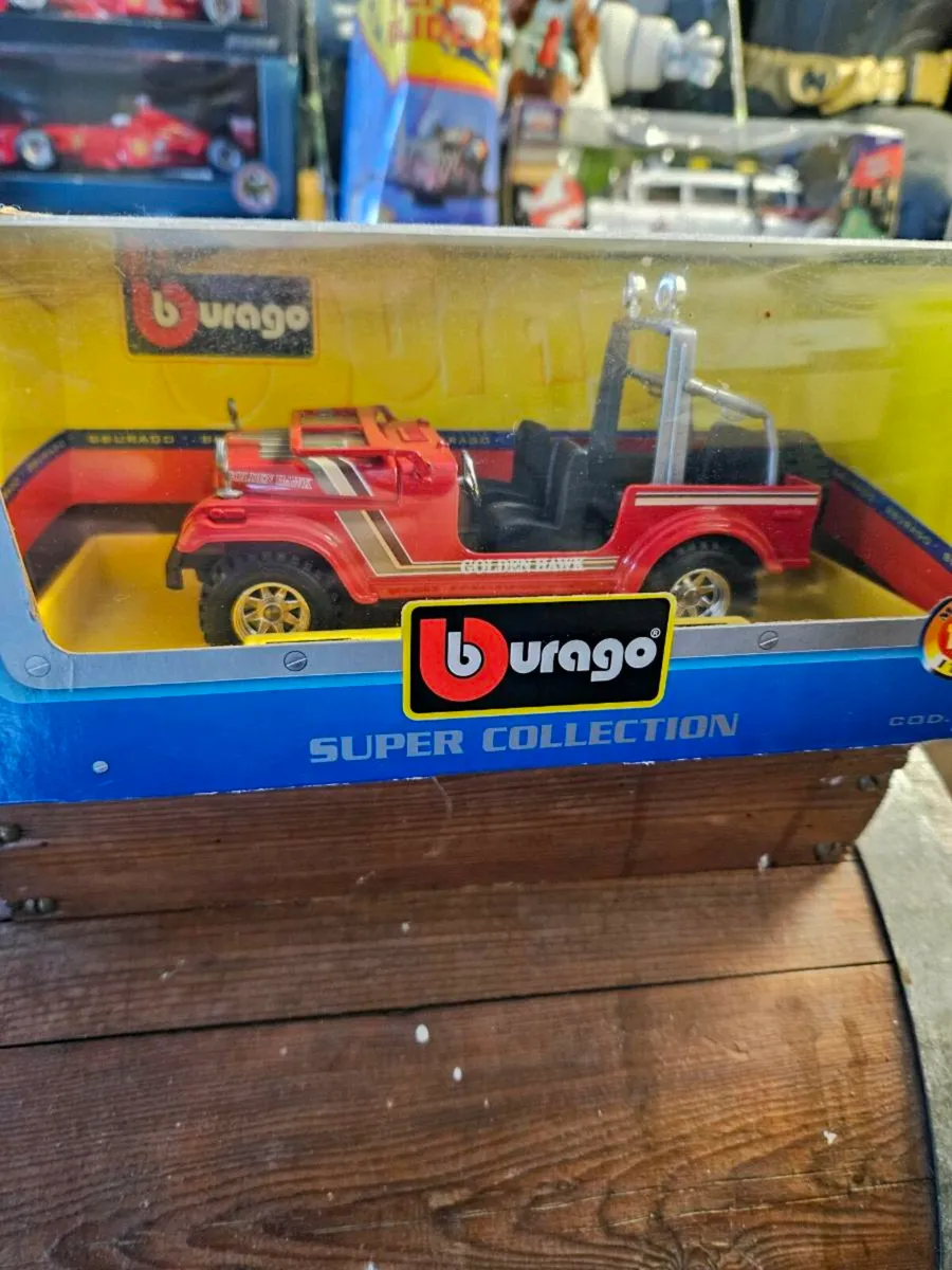 Corgi Burago Wrangler Jeep 1.24 - Image 4