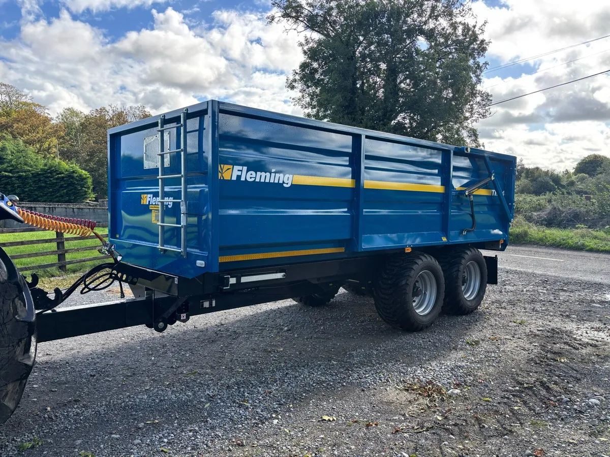 Fleming 18ft grain trailer - Image 2