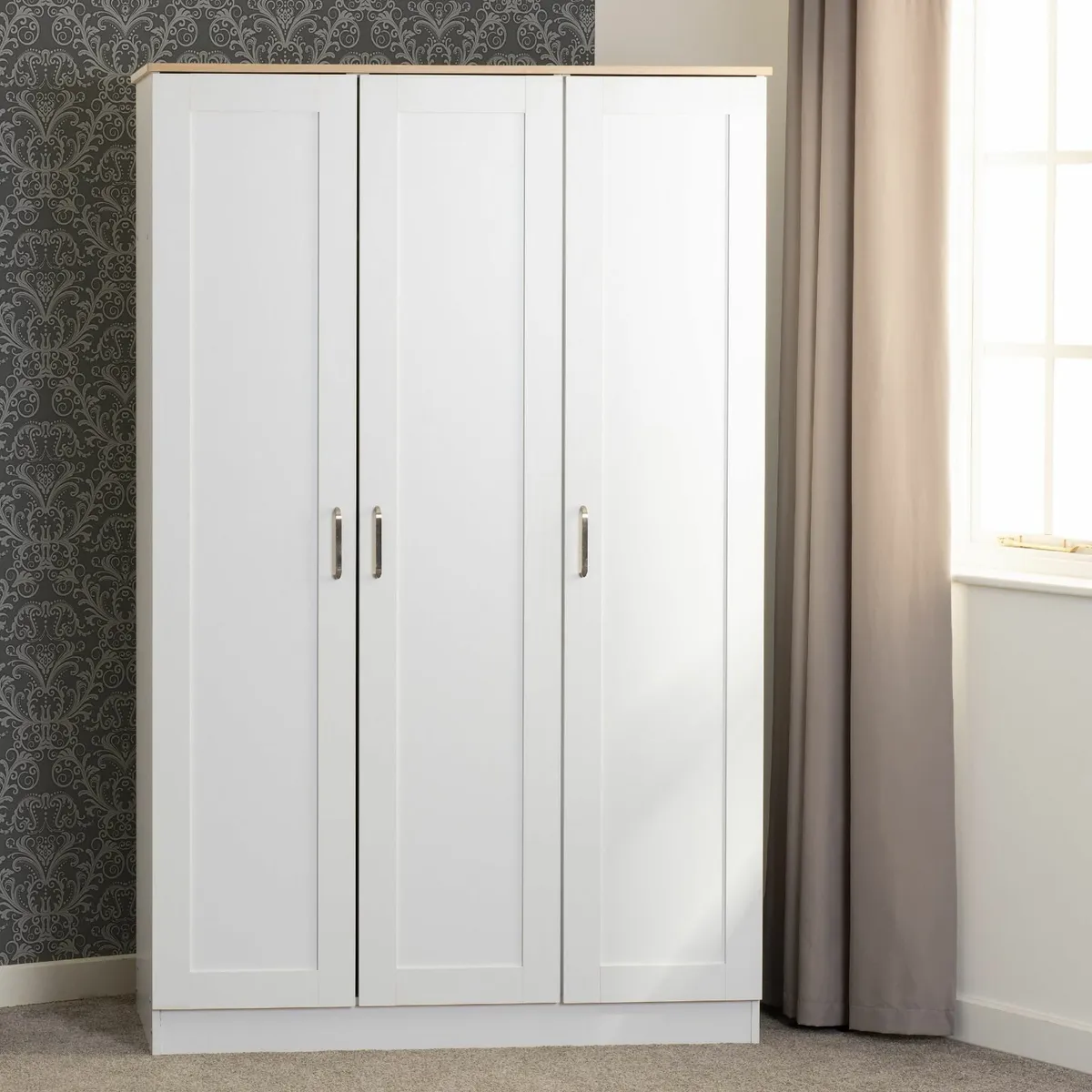 WARDROBES - Image 1