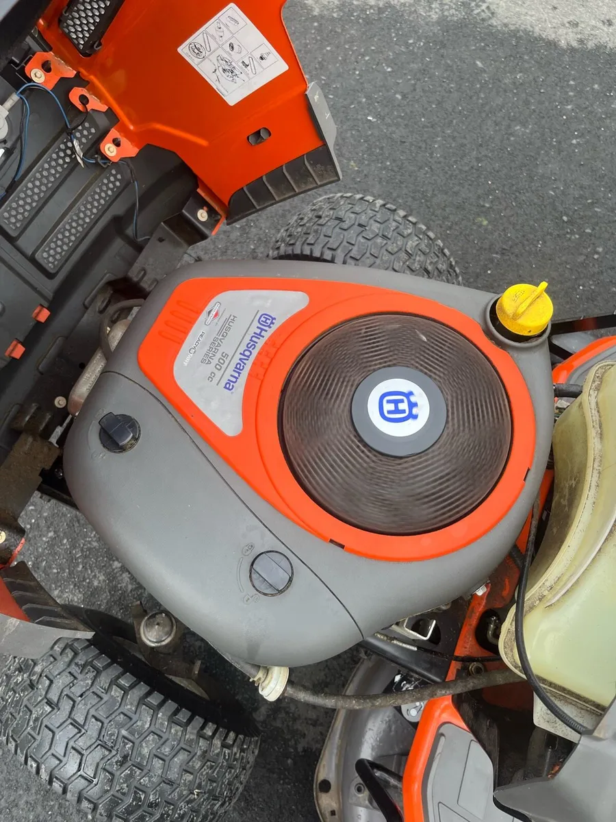 Husqvarna tc138 ride on lawnmower - Image 3