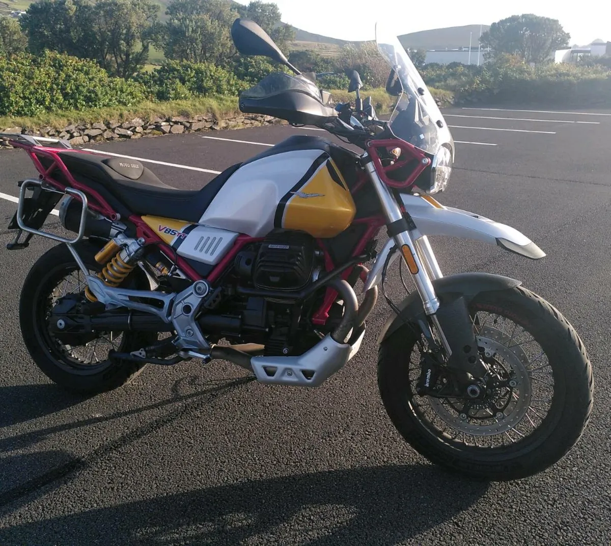 Moto Guzzi V85tt - Image 1
