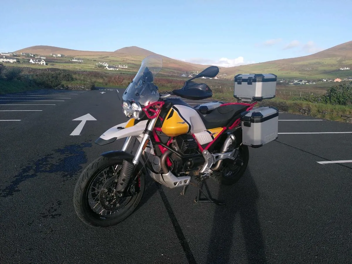 Moto Guzzi V85tt - Image 2