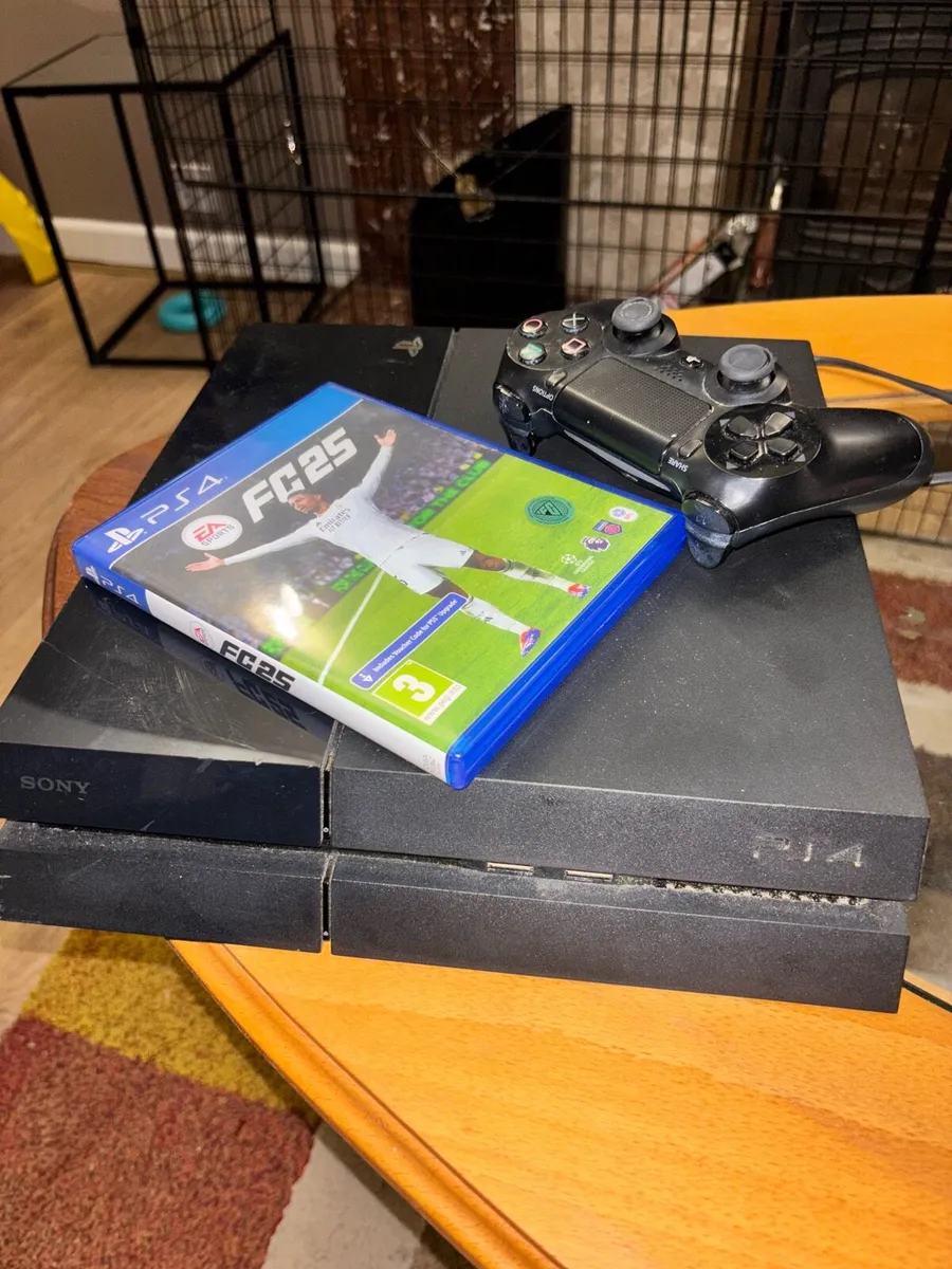 PlayStation 4 - Image 1