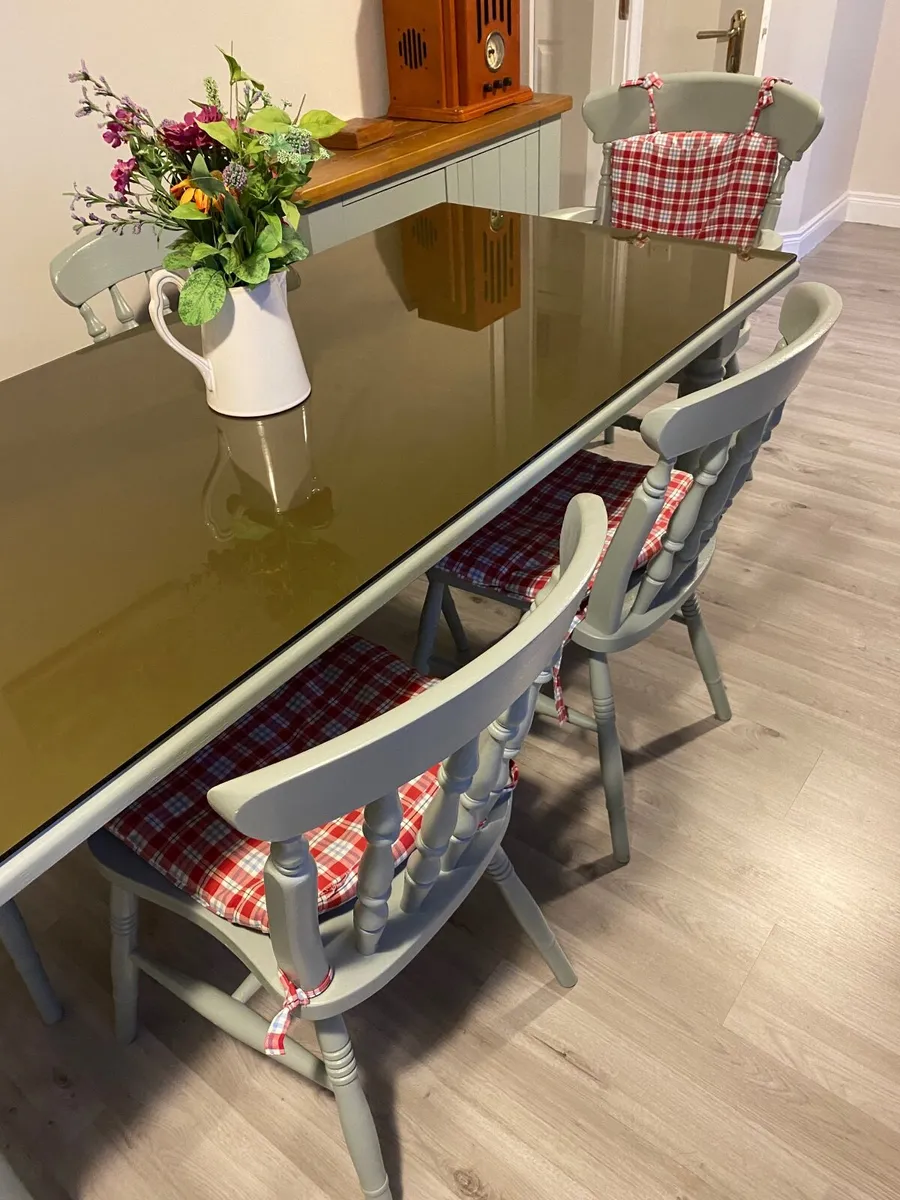 Kitchen Table & Chairs - Image 1