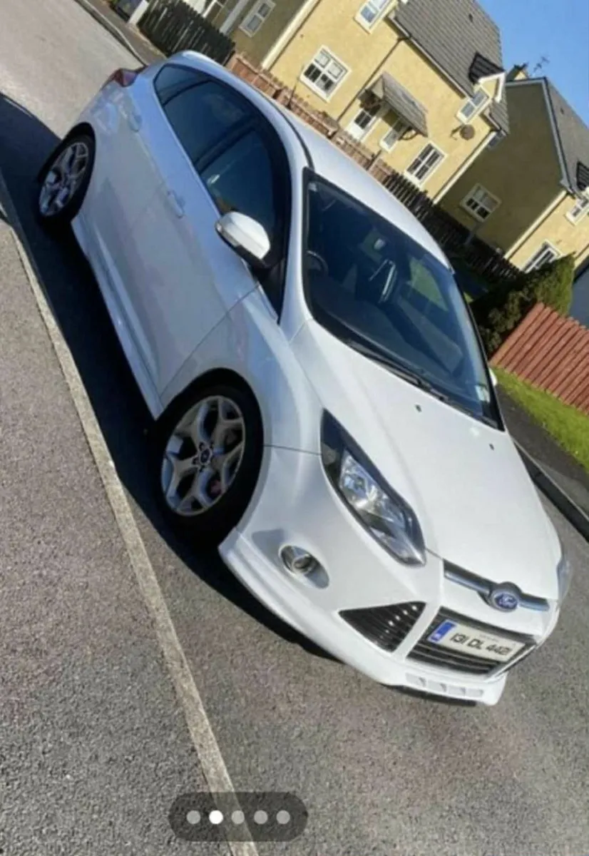 Car - Image 1