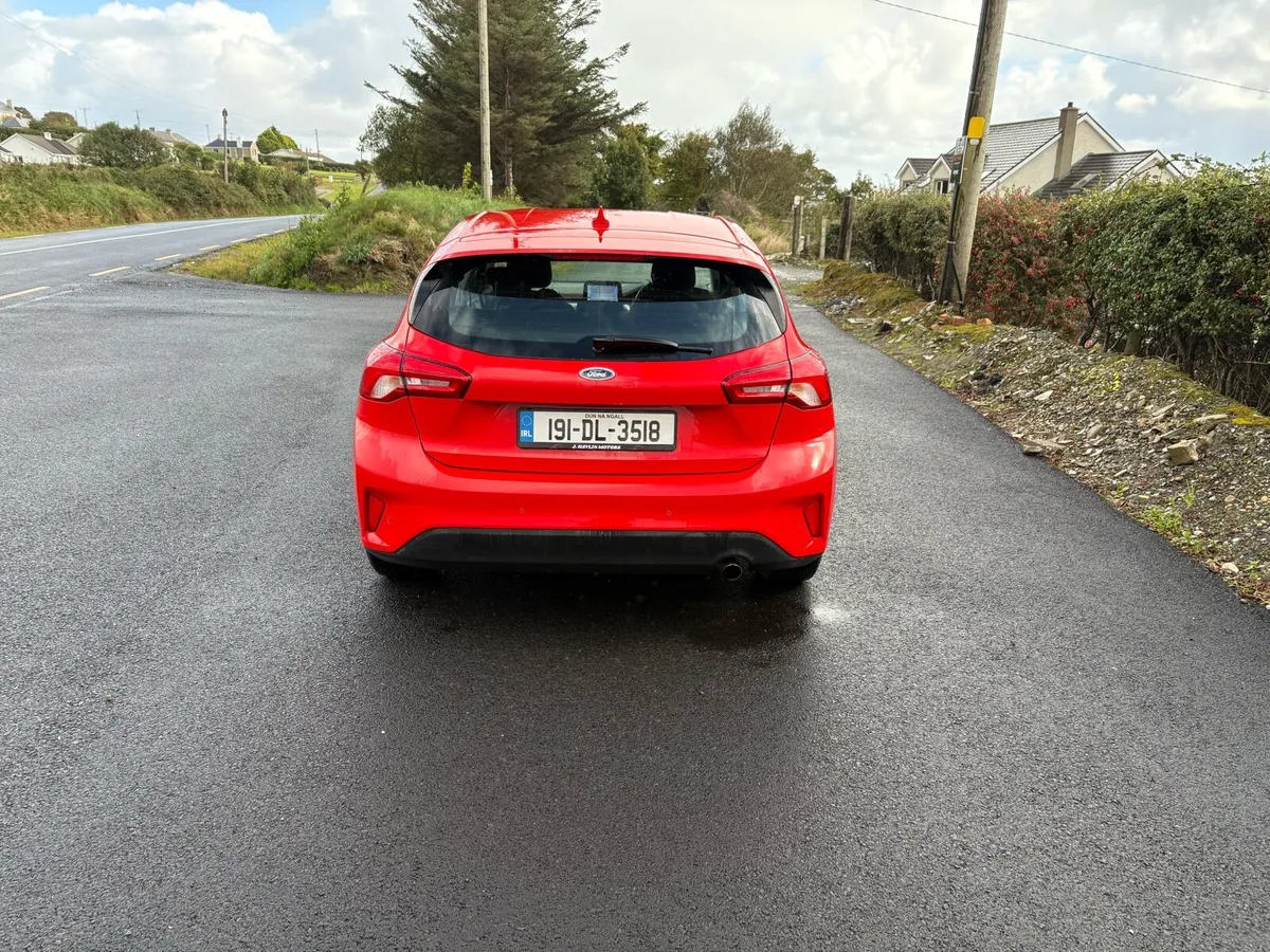 Ford Focus 1.5 Titanium - Image 2