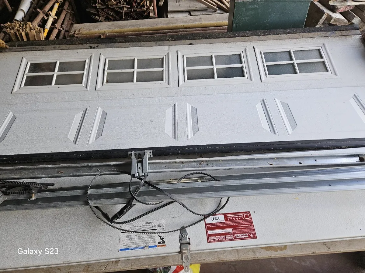Automatic Garage Door - Image 1