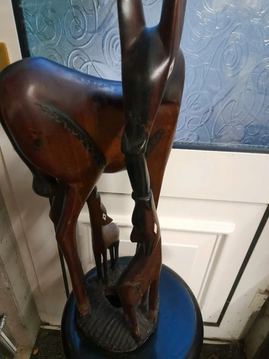 Timber deer - Image 1