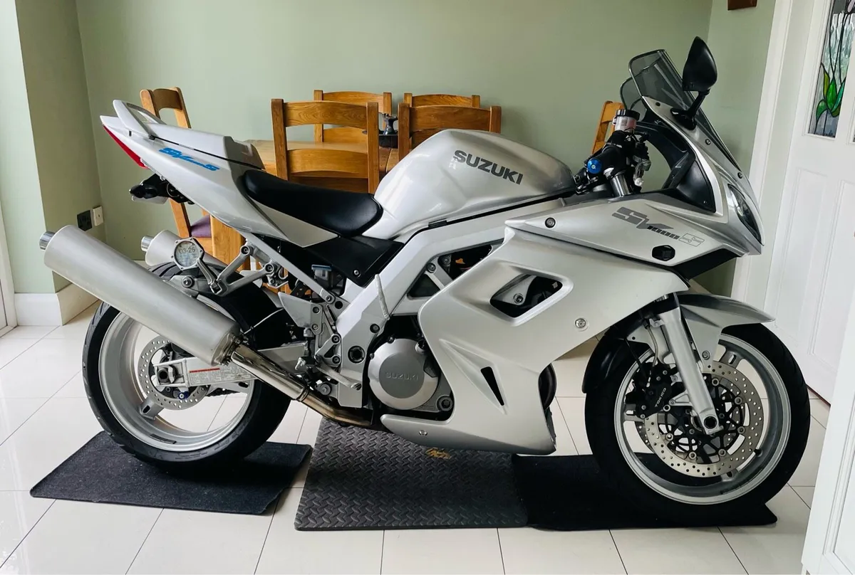 Suzuki SV1000 - Image 1