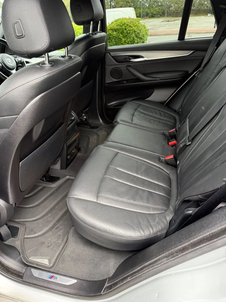 BMW X5 2016 - Image 2