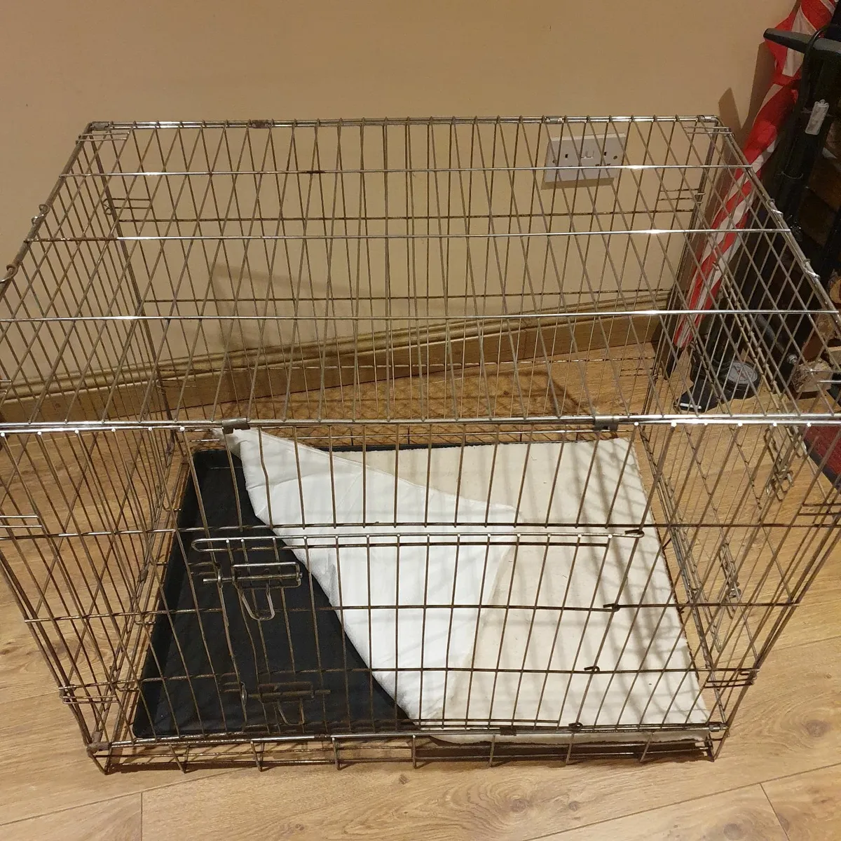 Dog's Cage - Image 3